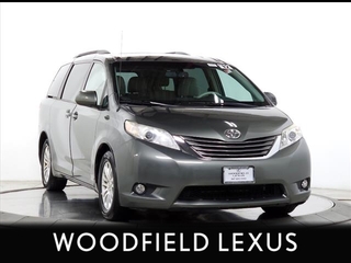 2012 Toyota Sienna for sale in Schaumburg IL