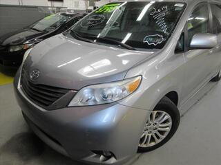 2014 Toyota Sienna