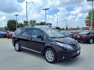 2011 Toyota Sienna