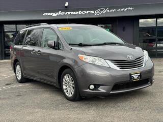 2014 Toyota Sienna for sale in Hamilton OH