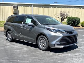 2026 Toyota Sienna for sale in Hendersonville NC