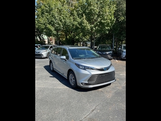 2025 Toyota Sienna