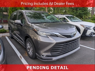 2023 Toyota Sienna for sale in Charleston SC