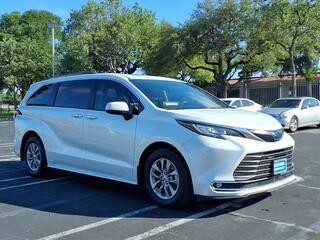 2022 Toyota Sienna for sale in Austin TX