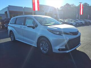 2025 Toyota Sienna