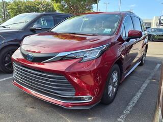 2021 Toyota Sienna