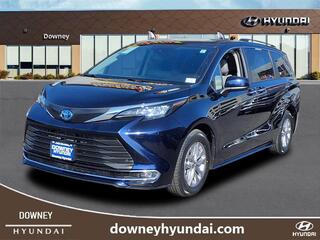 2024 Toyota Sienna for sale in Downey CA