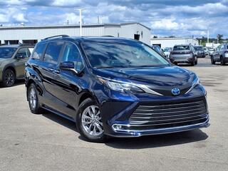 2023 Toyota Sienna