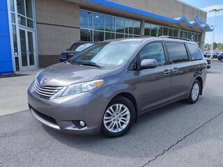 2017 Toyota Sienna for sale in Gallatin TN
