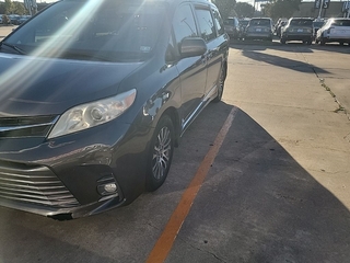 2018 Toyota Sienna for sale in Houston TX