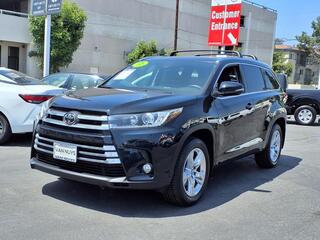 2017 Toyota Highlander