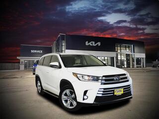 2019 Toyota Highlander for sale in Beaumont TX