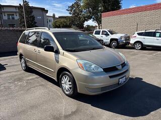 2004 Toyota Sienna