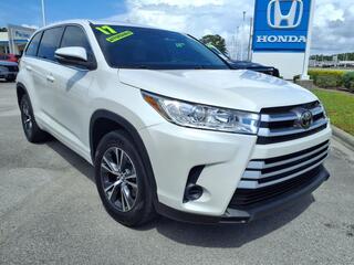 2017 Toyota Highlander for sale in Morehead City NC