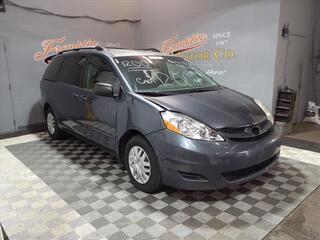 2009 Toyota Sienna