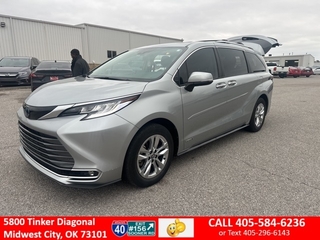 2021 Toyota Sienna for sale in Midwest City OK