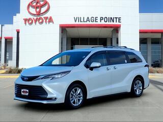 2024 Toyota Sienna for sale in Elkhorn NE