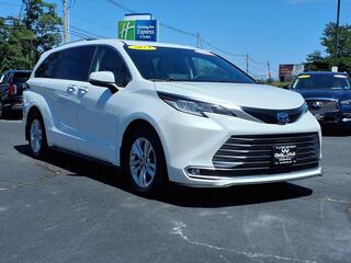 2023 Toyota Sienna
