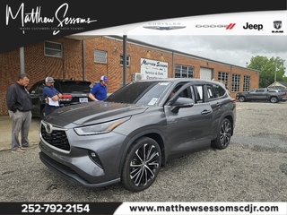 2021 Toyota Highlander for sale in Williamston NC