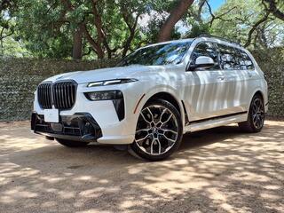 2024 BMW X7