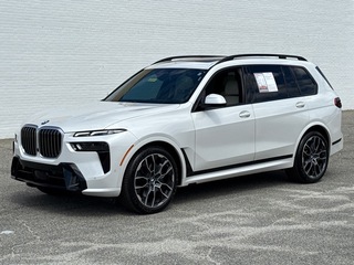 2024 BMW X7