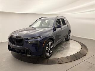 2025 BMW X7