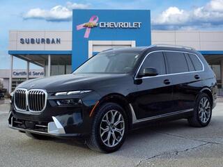 2023 BMW X7