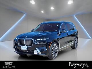 2024 BMW X7