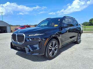 2024 BMW X7