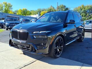 2024 BMW X7