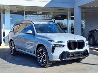 2025 BMW X7