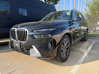 2023 BMW X7
