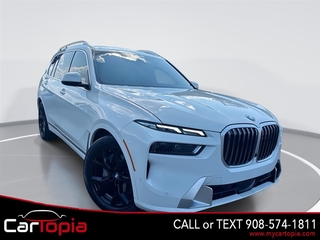 2023 BMW X7