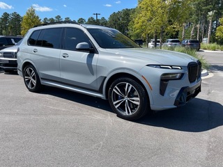 2024 BMW X7