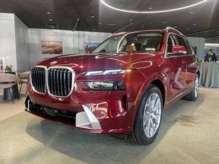 2025 BMW X7