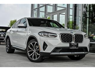2023 BMW X4