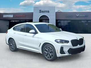 2023 BMW X4