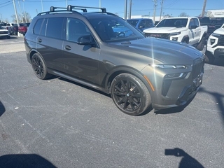 2025 BMW X7