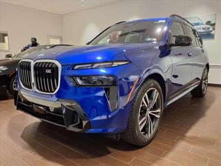 2025 BMW X7