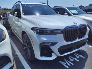 2021 BMW X7