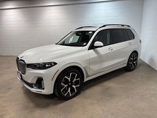 2022 BMW X7