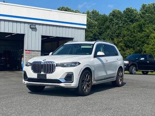 2021 BMW X7