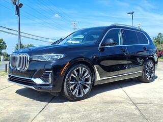 2021 BMW X7