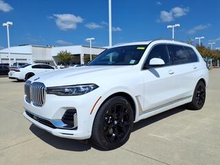 2021 BMW X7