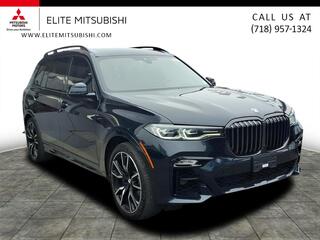 2022 BMW X7