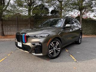 2022 BMW X7