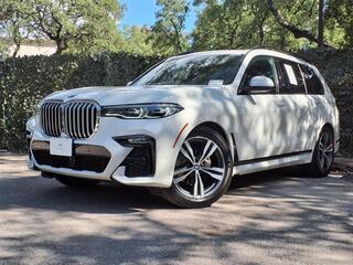 2021 BMW X7