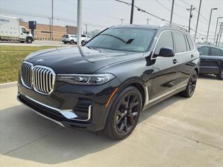 2021 BMW X7