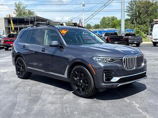 2021 BMW X7