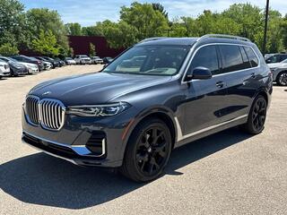 2021 BMW X7